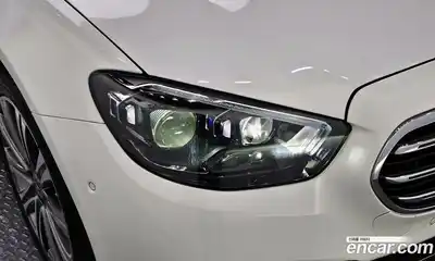 Mercedes-Benz E-Class 2022 3.0 автомат (гидро), миниатюра 7