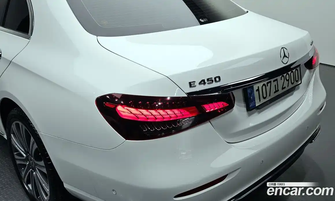 Mercedes-Benz E-Class 2022 3.0 автомат (гидро), фото 8