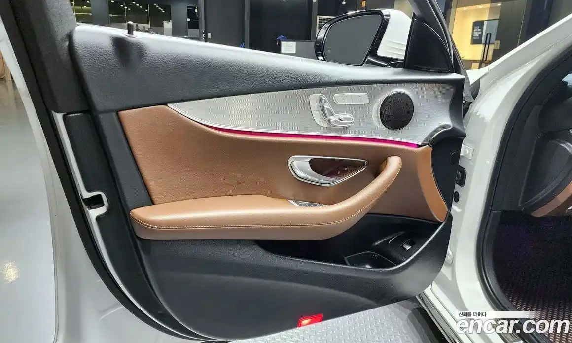 Mercedes-Benz E-Class 2019 2.0 автомат (гидро), фото 16