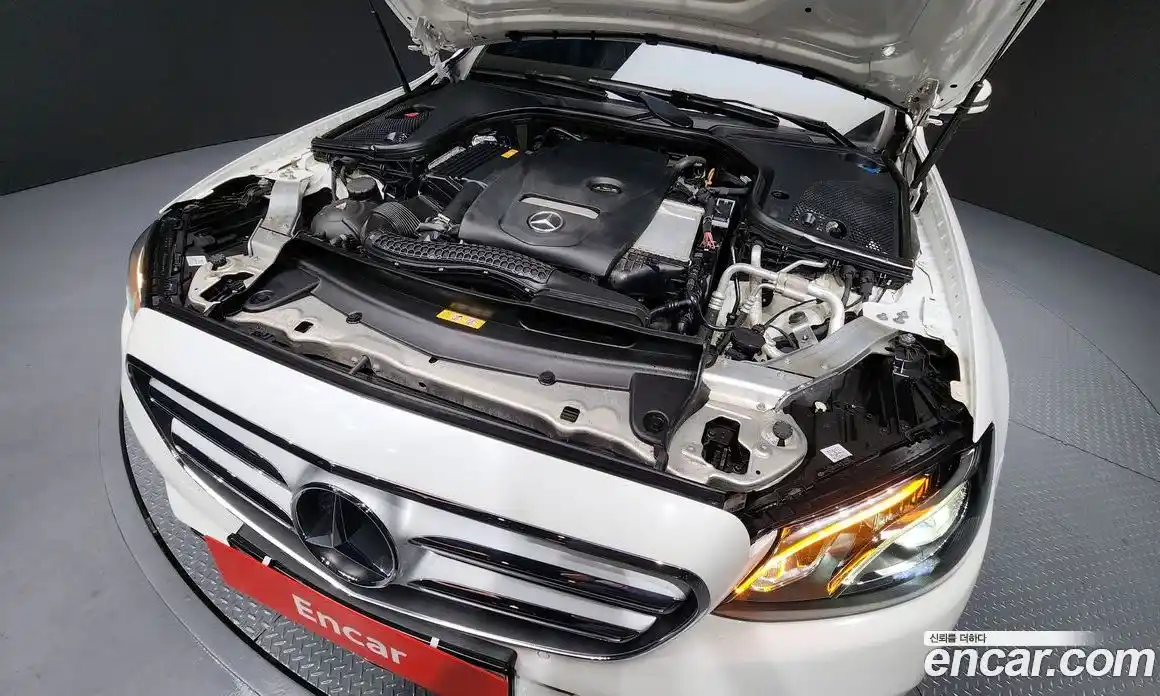 Mercedes-Benz E-Class 2019 2.0 автомат (гидро), фото 27