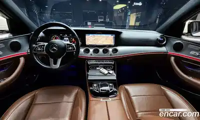 Mercedes-Benz E-Class 2019 2.0 автомат (гидро), миниатюра 7