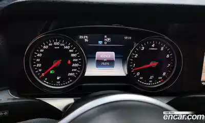 Mercedes-Benz E-Class 2019 2.0 автомат (гидро), миниатюра 8