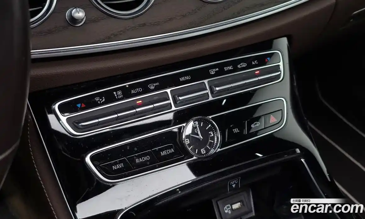 Mercedes-Benz E-Class 2019 1.9 автомат (гидро), фото 23