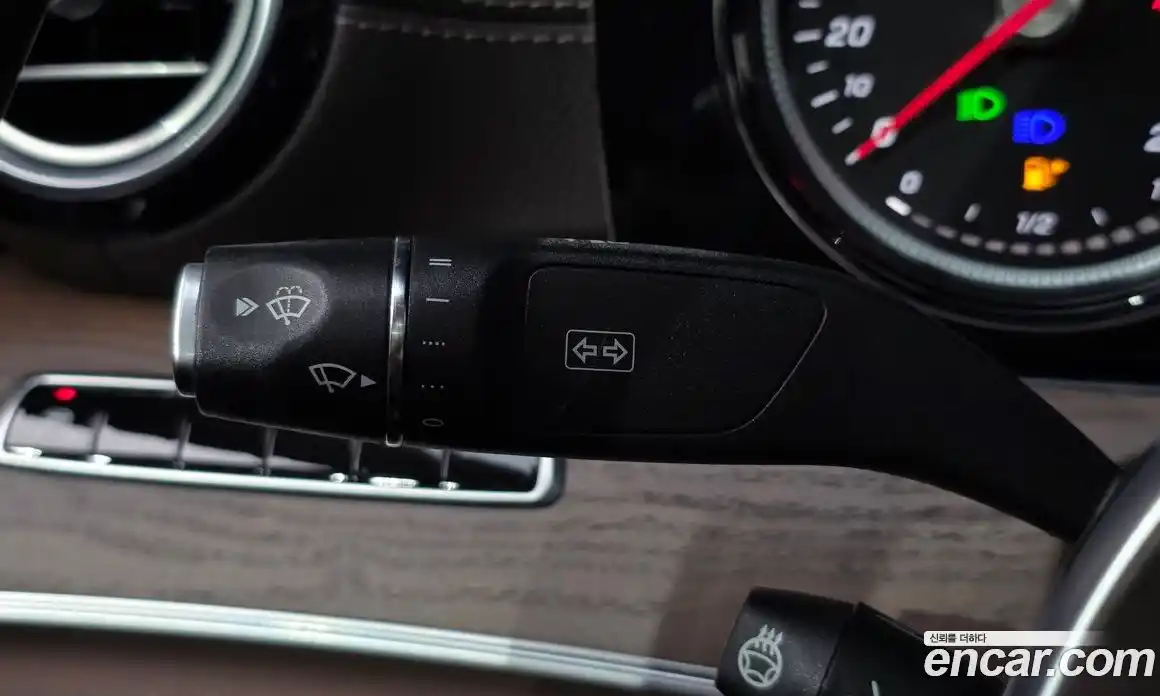Mercedes-Benz E-Class 2019 1.9 автомат (гидро), фото 26