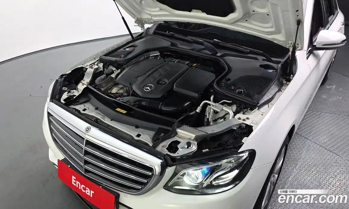 Mercedes-Benz E-Class 2019 1.9 автомат (гидро), фото 5