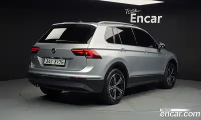Volkswagen Tiguan 2018 2.0 автомат (гидро), миниатюра 2