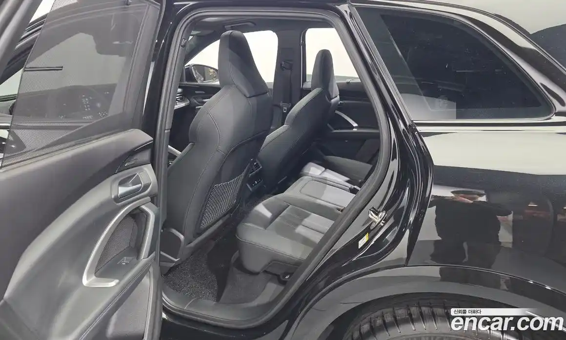 Audi Q5 2025 2.0 автомат (гидро), фото 11