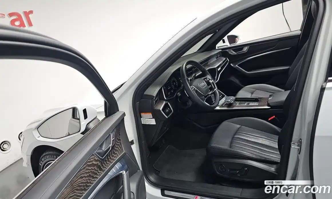 Audi A6 2021 2.0 автомат (гидро), фото 12