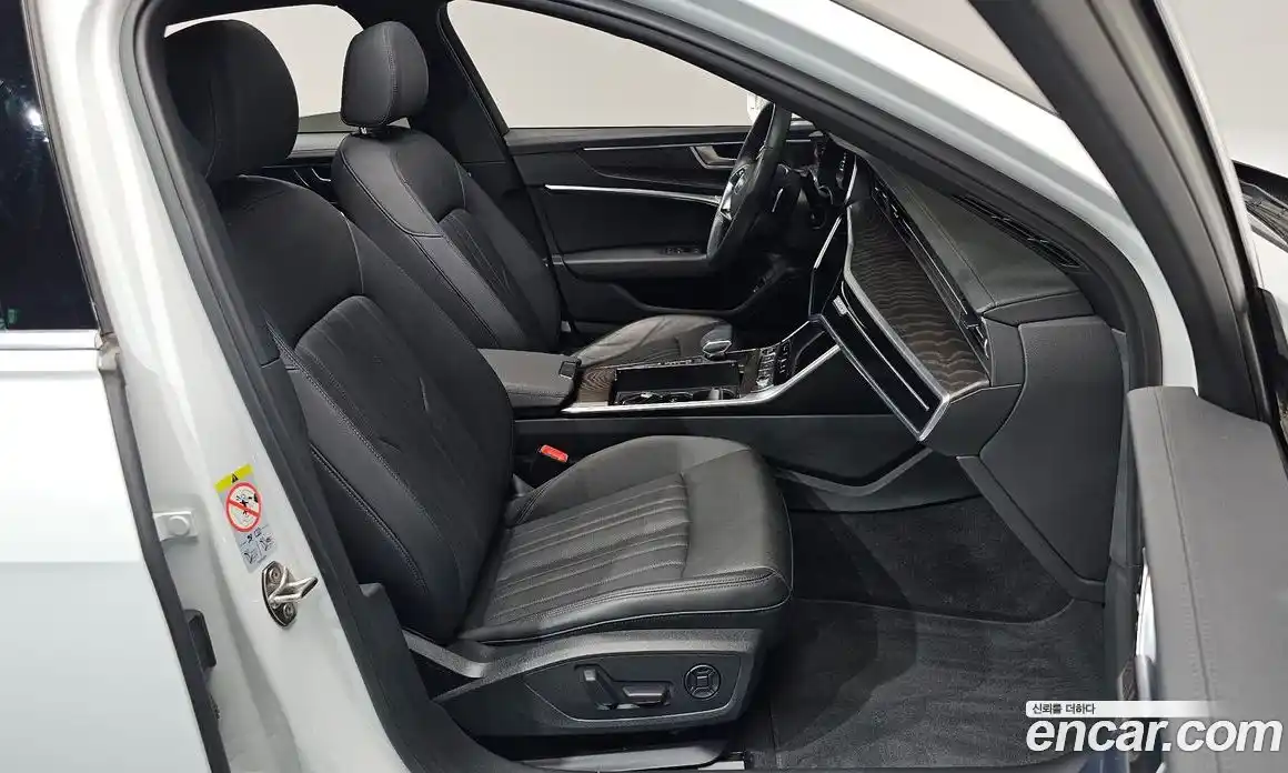 Audi A6 2021 2.0 автомат (гидро), фото 15