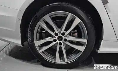 Audi A6 2021 2.0 автомат (гидро), миниатюра 6