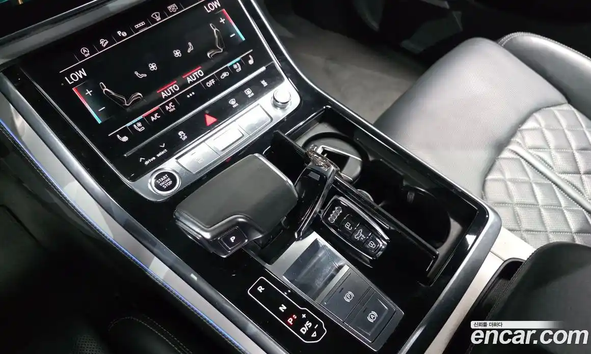 Audi Q8 2021 3.0 автомат (гидро), фото 12