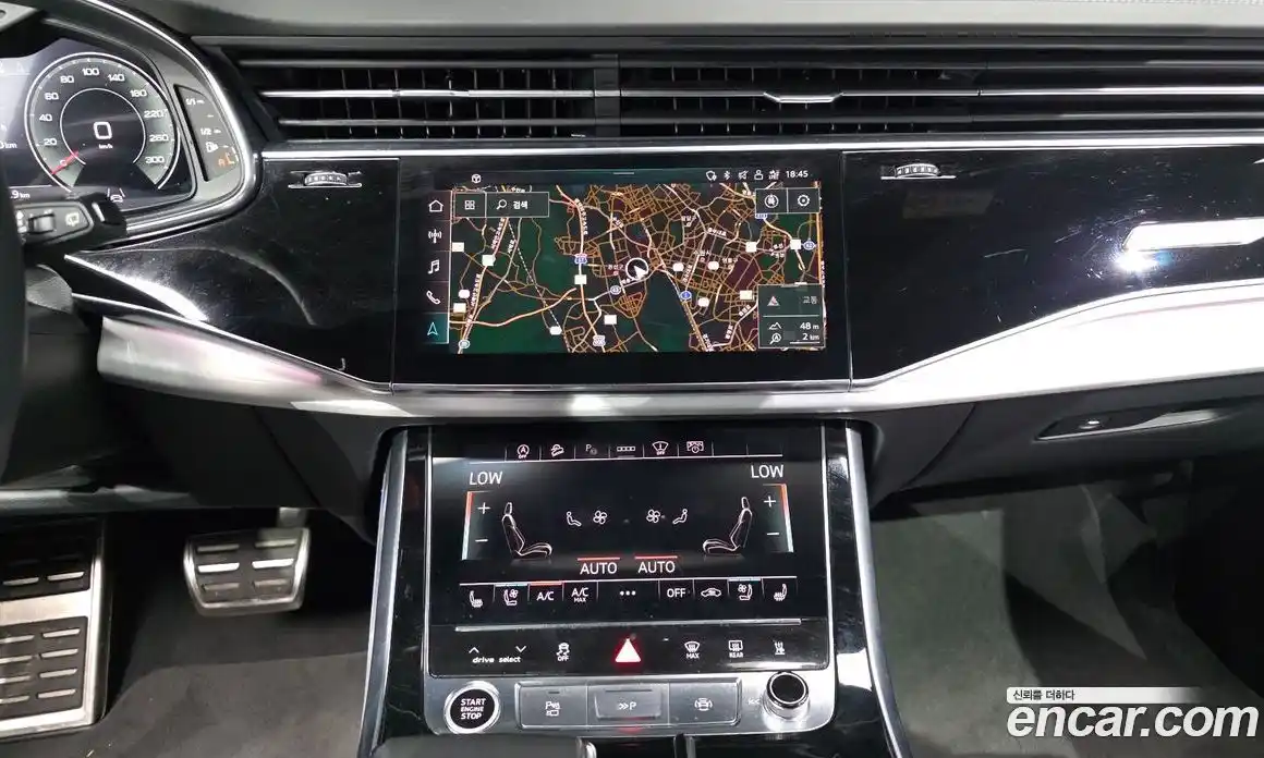 Audi Q8 2021 3.0 автомат (гидро), фото 19