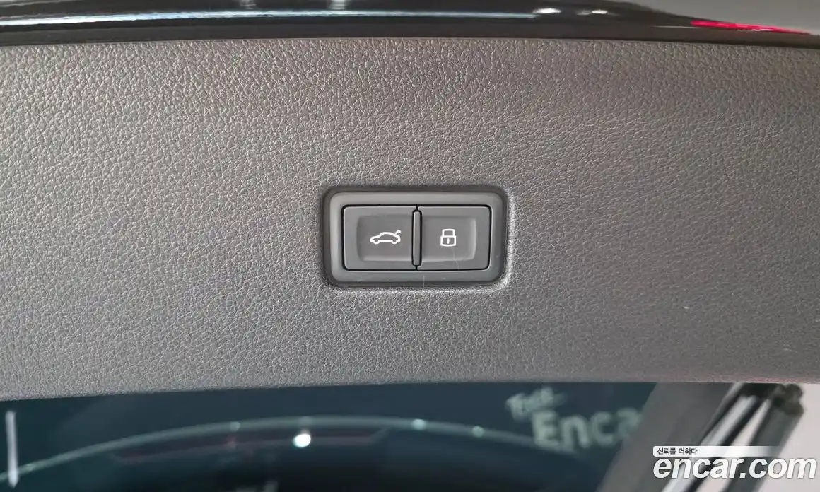 Audi Q8 2021 3.0 автомат (гидро), фото 22
