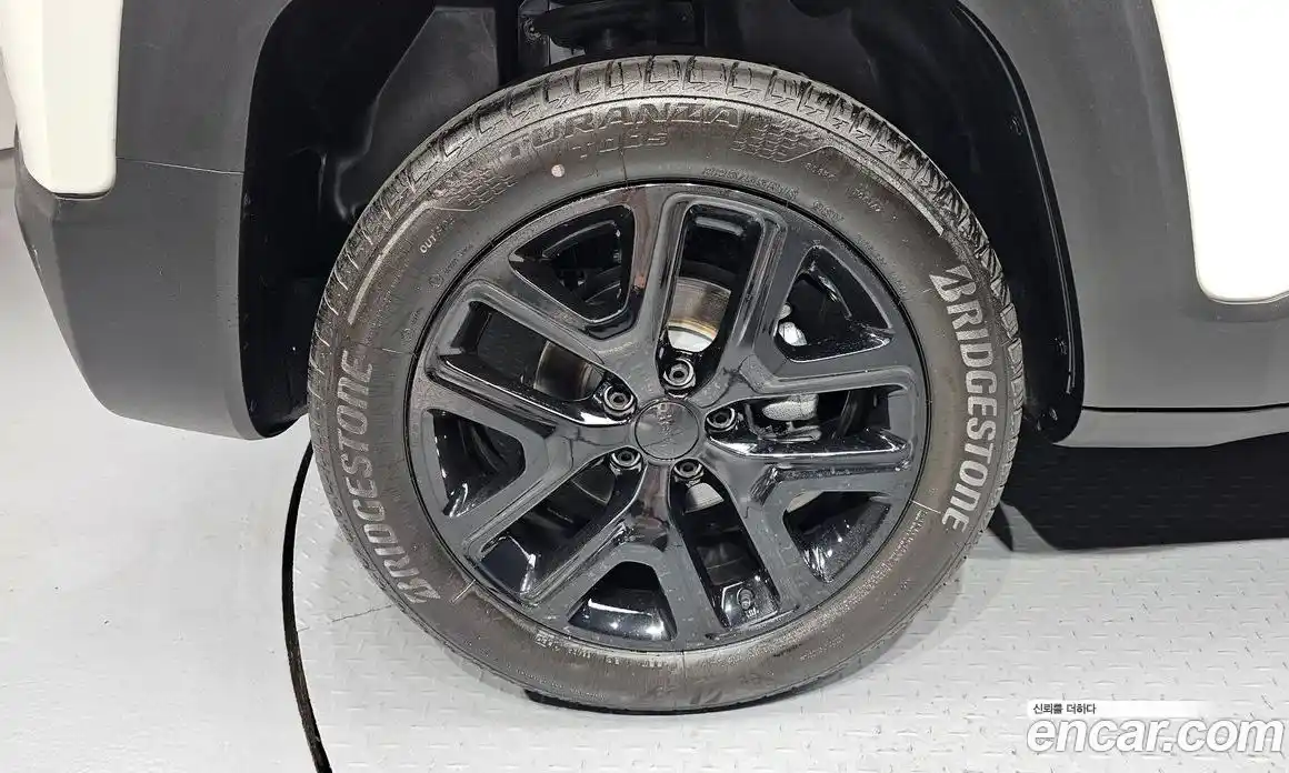 Jeep Renegade 2023 1.3 автомат (гидро), фото 5