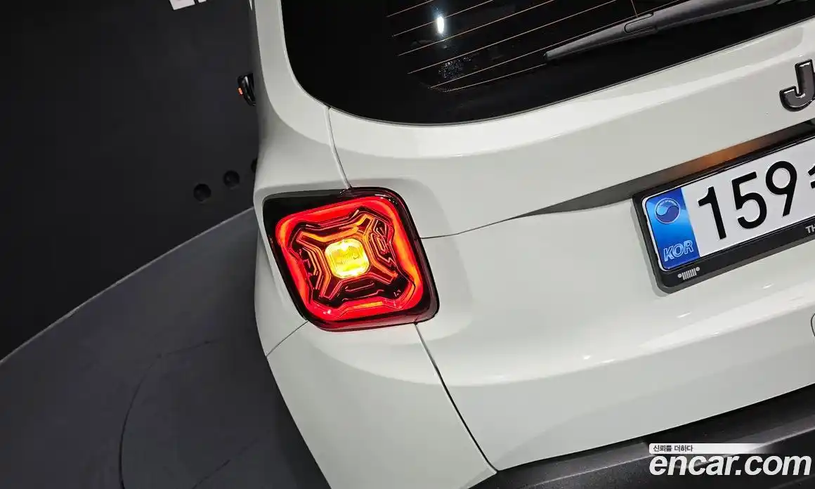 Jeep Renegade 2023 1.3 автомат (гидро), фото 9