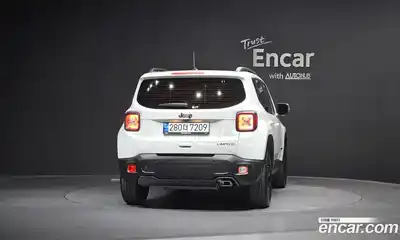 Jeep Renegade 2022 1.3 автомат (гидро), миниатюра 4