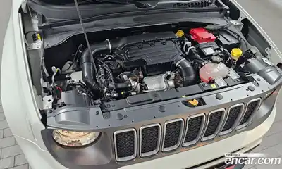 Jeep Renegade 2022 1.3 автомат (гидро), миниатюра 6