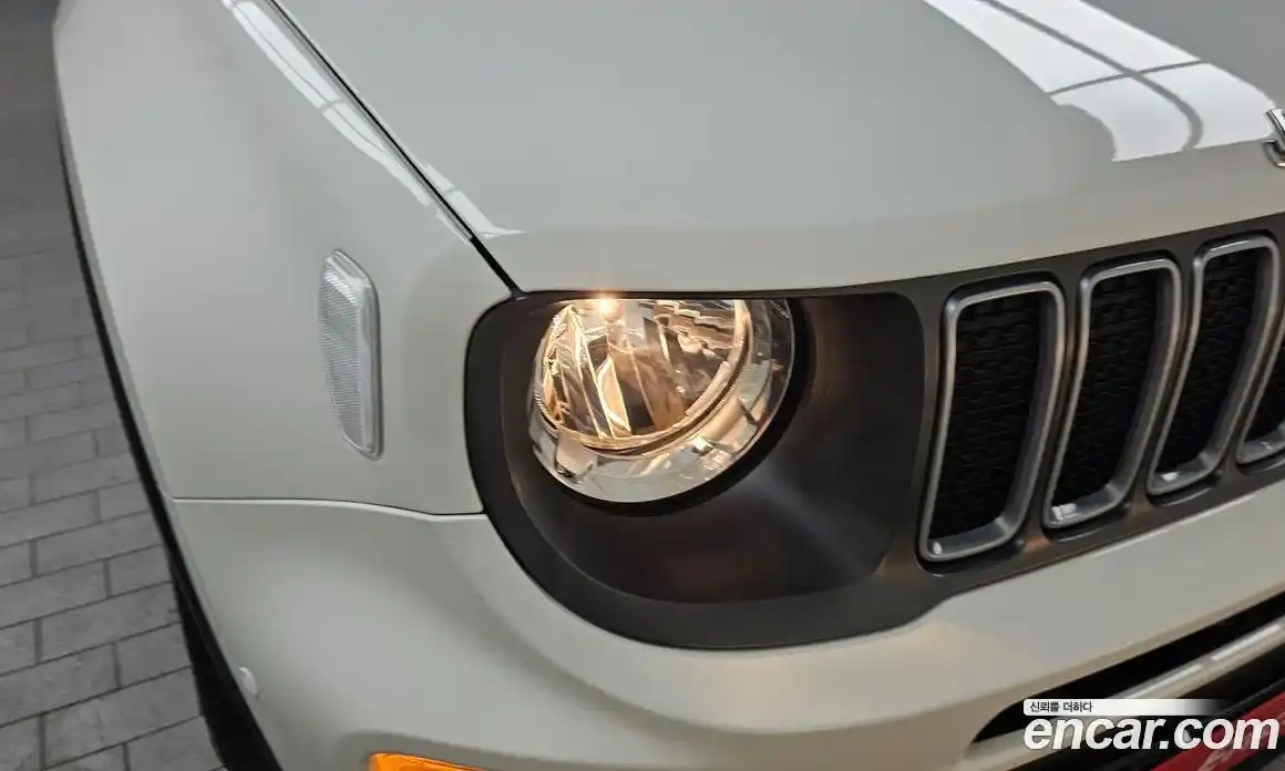 Jeep Renegade 2022 1.3 автомат (гидро), фото 8