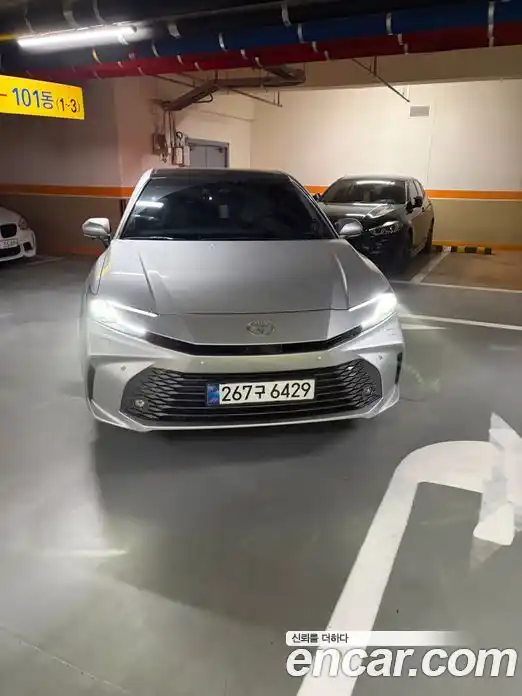 Toyota Camry 2025 2.5 автомат (гидро), фото 1 Toyota Camry 2025 2.5 автомат (гидро), фото 1