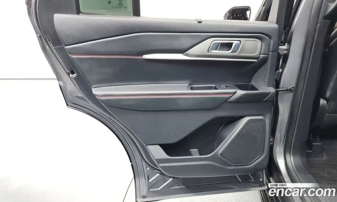 Ford Explorer 2025 2.3 автомат (гидро), фото 15