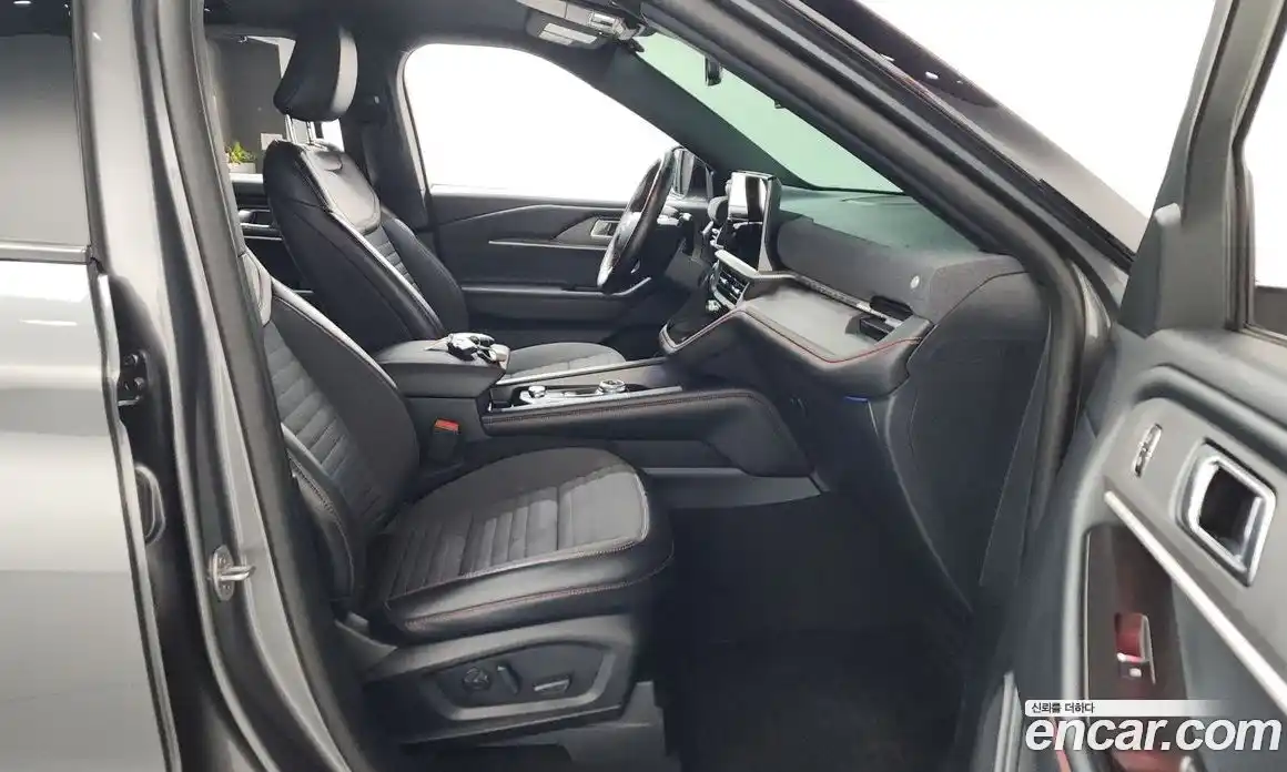 Ford Explorer 2025 2.3 автомат (гидро), фото 16