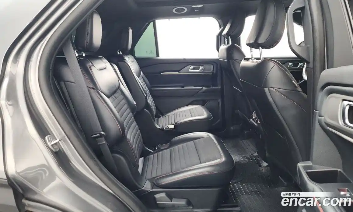 Ford Explorer 2025 2.3 автомат (гидро), фото 17