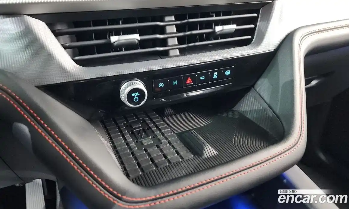 Ford Explorer 2025 2.3 автомат (гидро), фото 36
