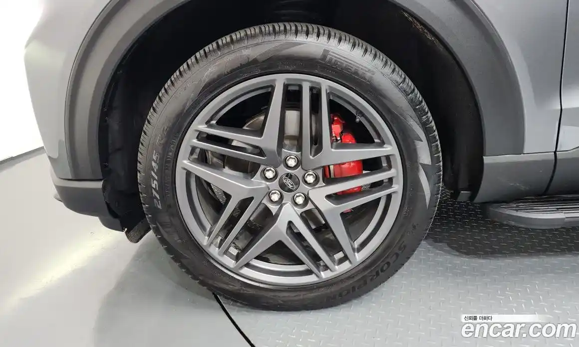 Ford Explorer 2025 2.3 автомат (гидро), фото 5