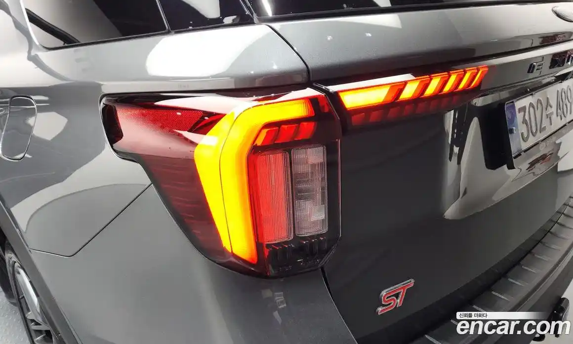 Ford Explorer 2025 2.3 автомат (гидро), фото 9