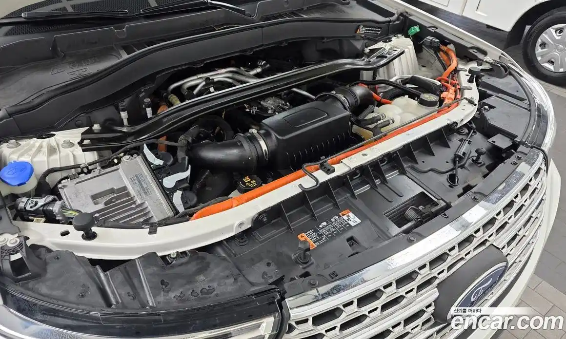 Ford Explorer 2021 3.0 автомат (гидро), фото 6