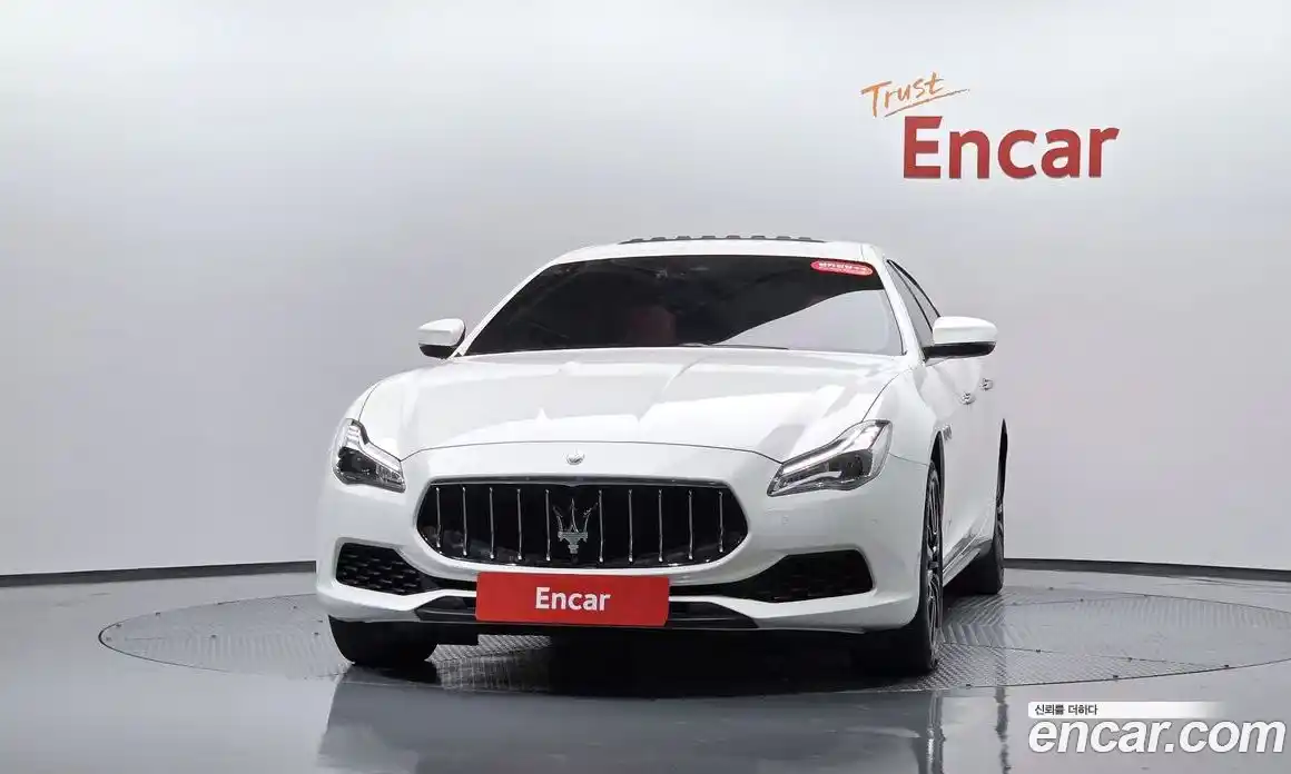Maserati Quattroporte 2018 3.0 автомат (гидро), фото 2 Maserati Quattroporte 2018 3.0 автомат (гидро), фото 2