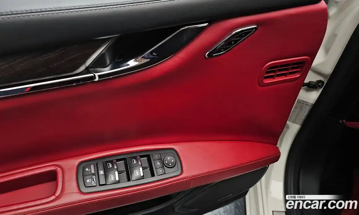 Maserati Quattroporte 2018 3.0 автомат (гидро), фото 27 Maserati Quattroporte 2018 3.0 автомат (гидро), фото 27
