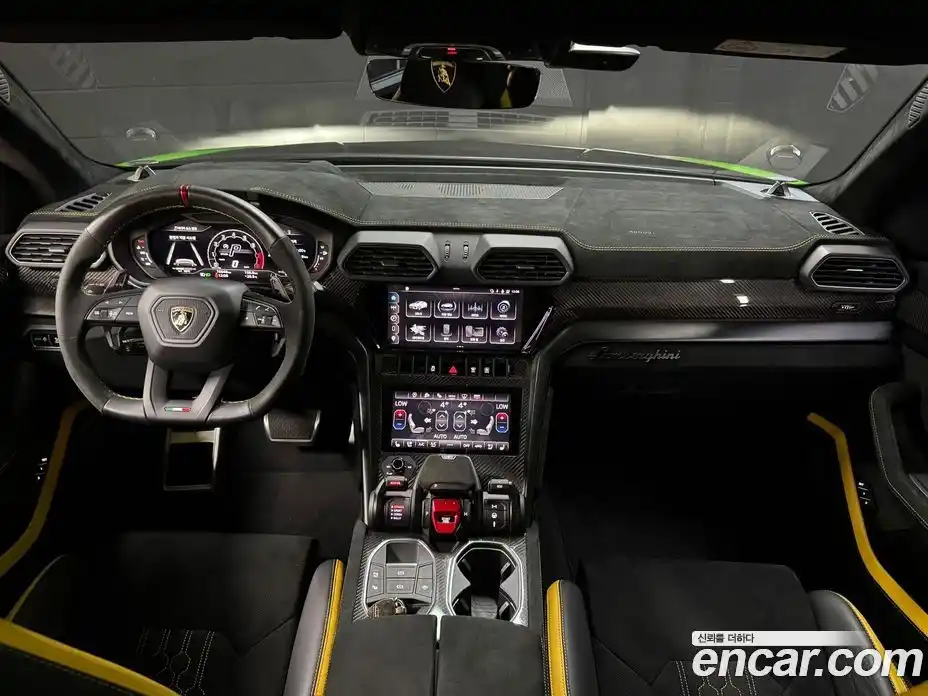 Lamborghini Urus 2024 4.0 автомат (гидро), фото 18 Lamborghini Urus 2024 4.0 автомат (гидро), фото 18