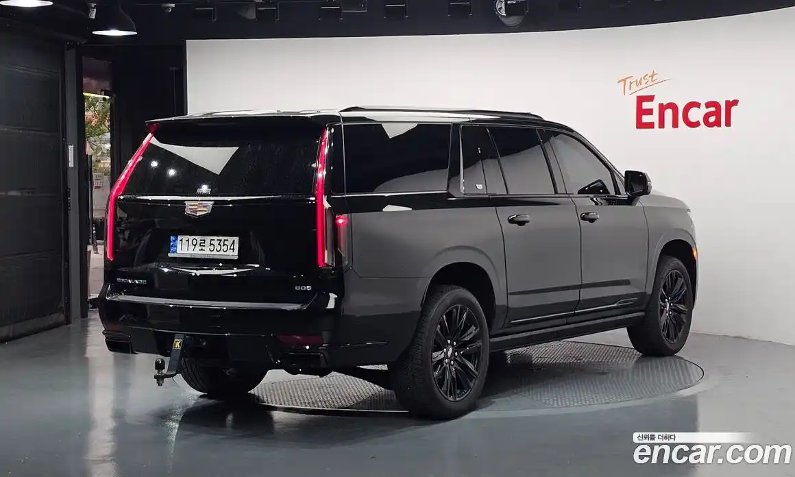 Cadillac Escalade 2022 6.2 автомат (гидро), фото 2 Cadillac Escalade 2022 6.2 автомат (гидро), фото 2