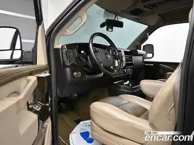 Chevrolet Express Van 2018 6.0 автомат (гидро), миниатюра 10