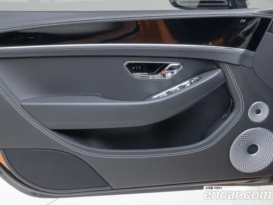 Bentley Continental 2024 4.0 автомат (гидро), фото 13 Bentley Continental 2024 4.0 автомат (гидро), фото 13