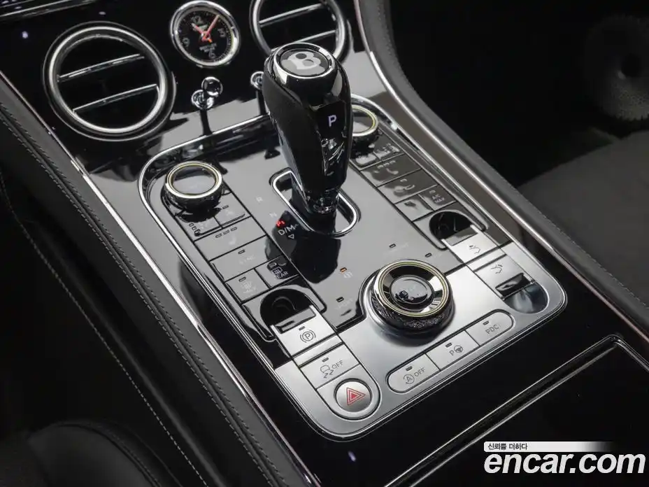 Bentley Continental 2024 4.0 автомат (гидро), фото 15 Bentley Continental 2024 4.0 автомат (гидро), фото 15