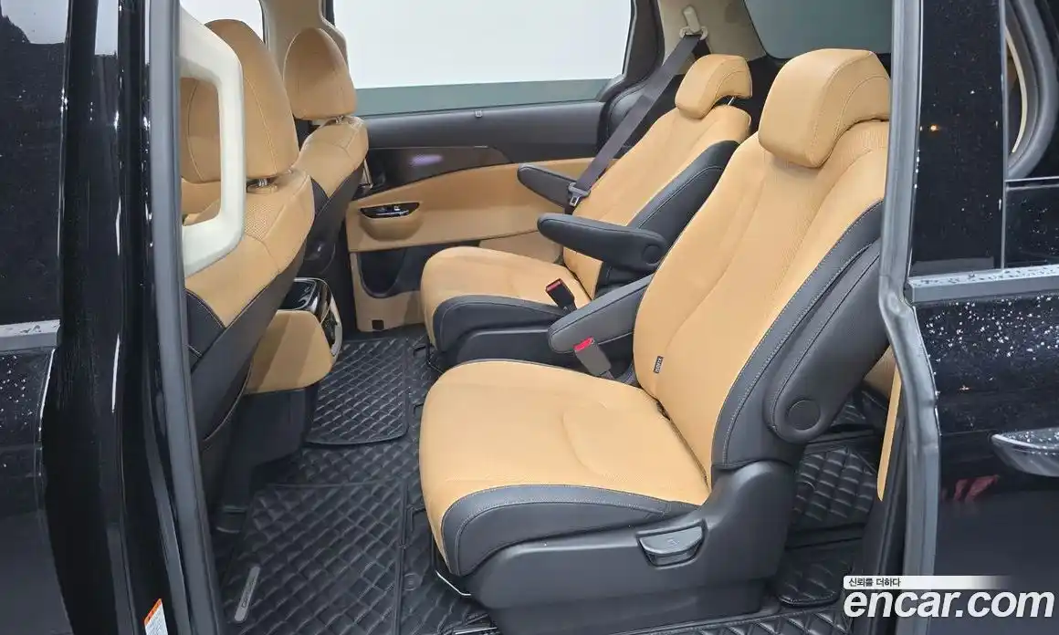 Kia Carnival 2022 2.2 автомат (гидро), фото 16