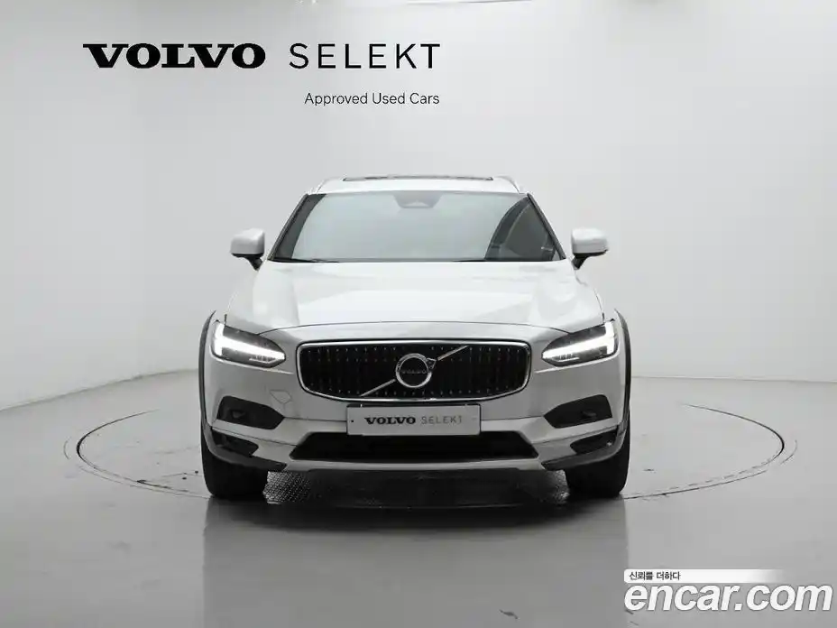 Volvo V90 2023 2.0 автомат (гидро), фото 3