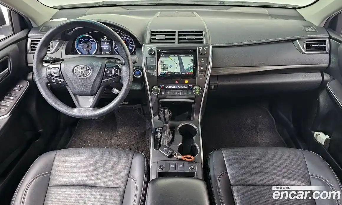 Toyota Camry 2016 2.5 автомат (гидро), фото 7 Toyota Camry 2016 2.5 автомат (гидро), фото 7