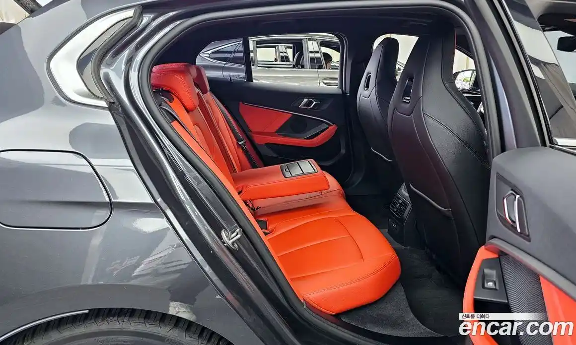 BMW 1 серия 2021 2.0 автомат (гидро), фото 18