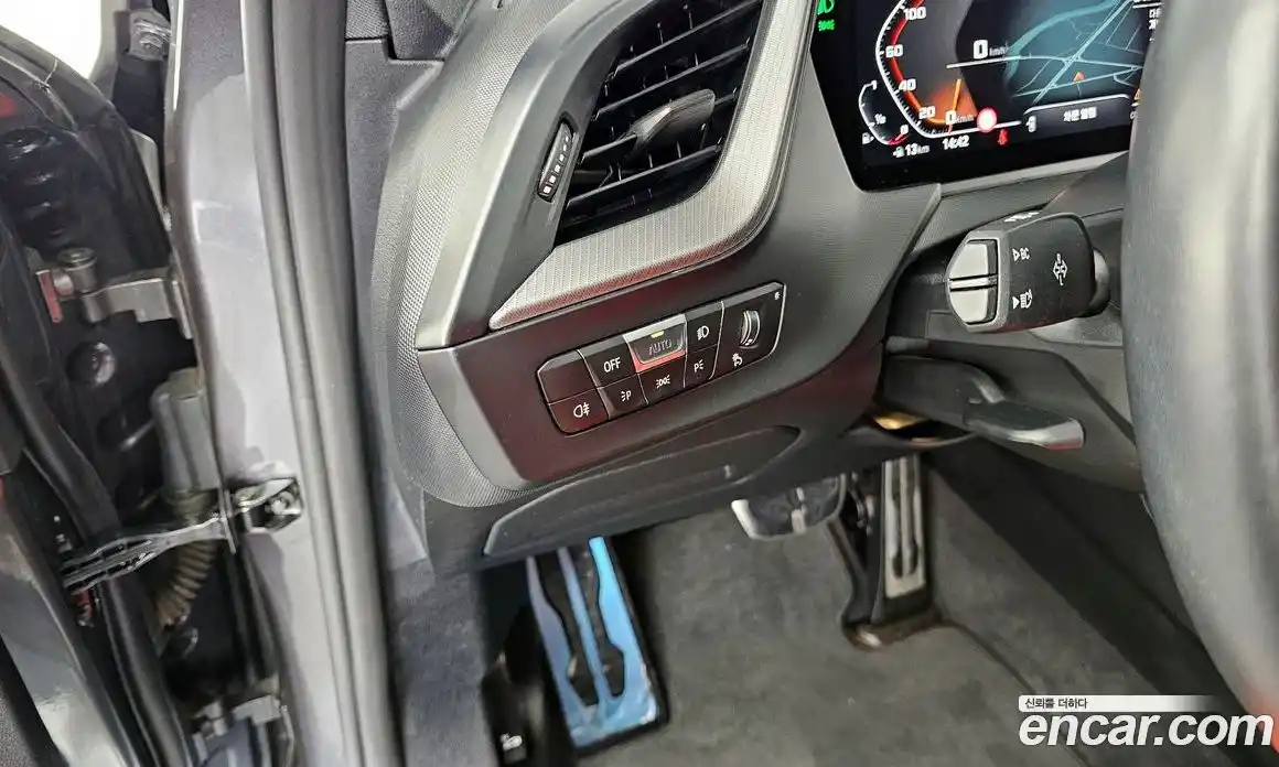 BMW 1 серия 2021 2.0 автомат (гидро), фото 22