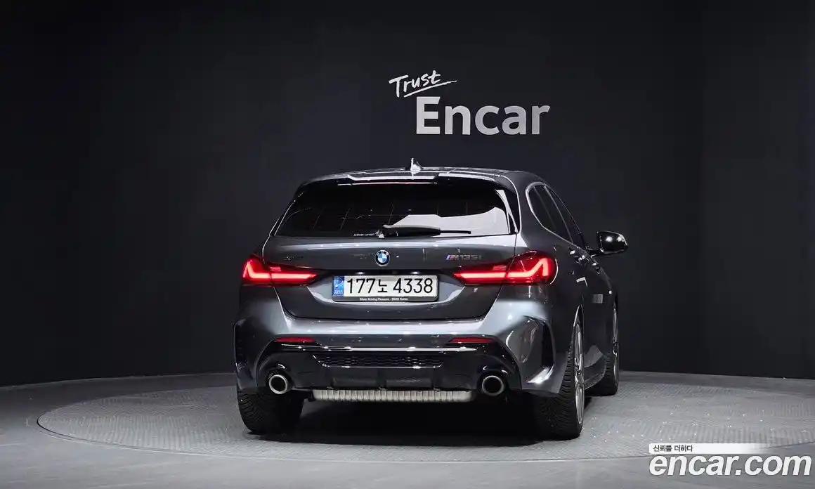 BMW 1 серия 2021 2.0 автомат (гидро), фото 4