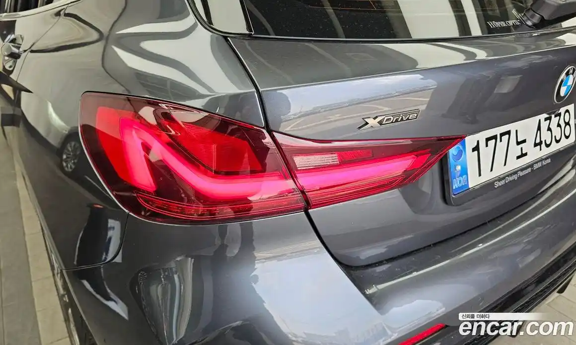 BMW 1 серия 2021 2.0 автомат (гидро), фото 9