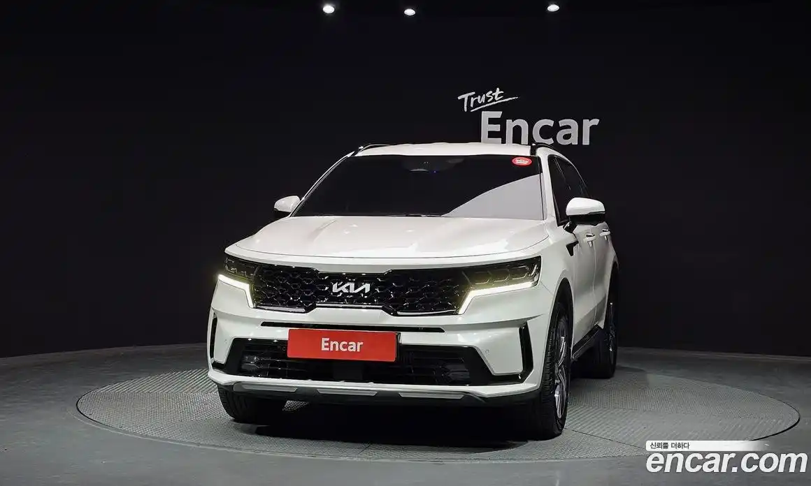 Kia Sorento 2023 1.6 автомат (гидро), фото 3