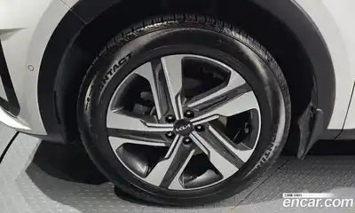 Kia Sorento 2023 1.6 автомат (гидро), миниатюра 5
