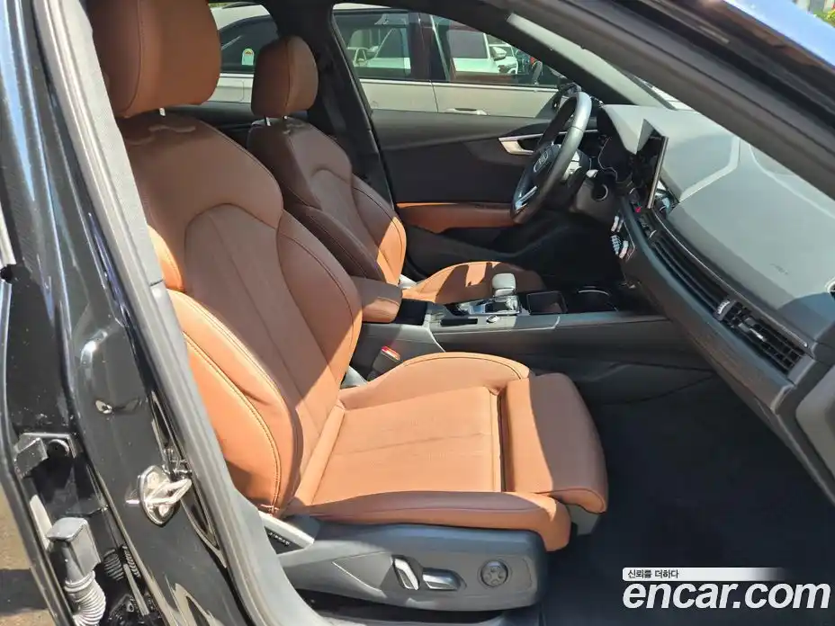 Audi A4 2023 2.0 автомат (гидро), фото 14