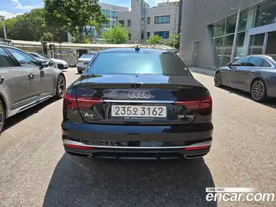 Audi A4 2023 2.0 автомат (гидро), миниатюра 4