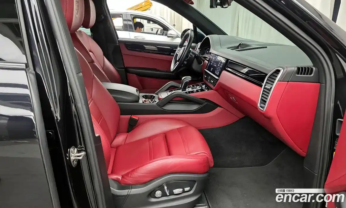 Porsche Cayenne 2019 3.0 автомат (гидро), фото 16