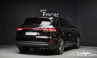 Porsche Cayenne 2019 3.0 автомат (гидро), миниатюра 2